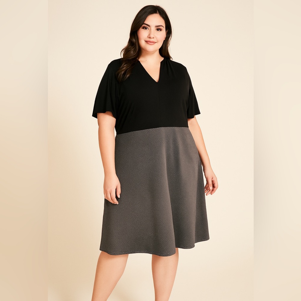 Julian Taylor Black Sheath Dress V-Neck 3/4 Sleeve